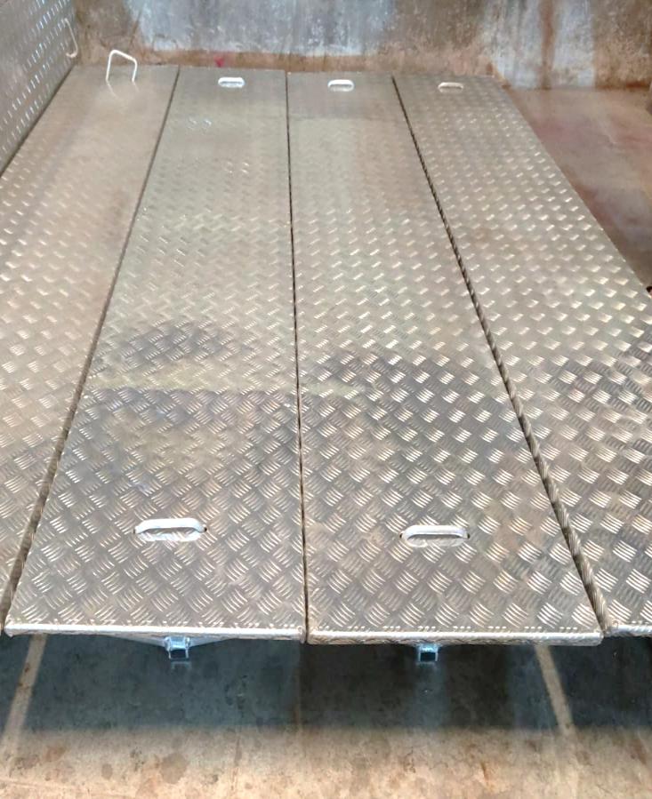 Schach aluminium access system in use